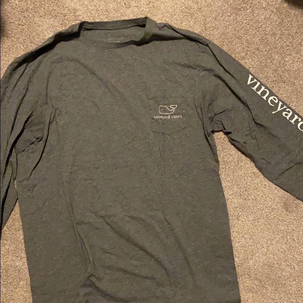 Vineyard Vines long sleeve